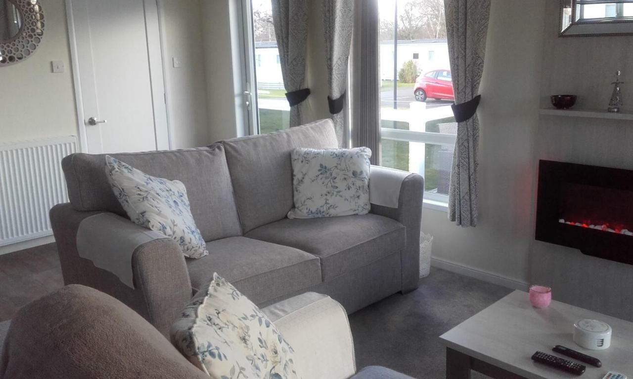 Luxury 6 Berth Lodge At Quince 10 Ferndown Eksteriør bilde